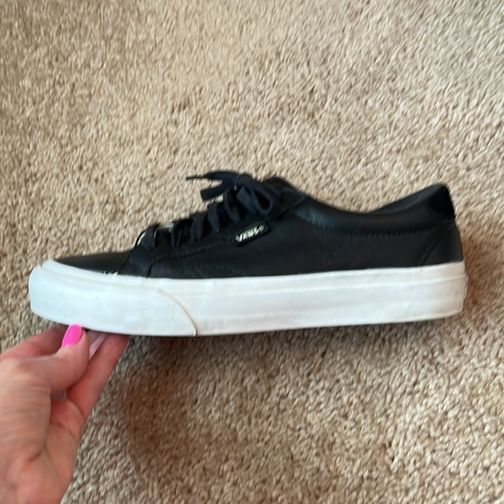 Vans Ultra Cush Leather Sneakers - Picture 2 of 6